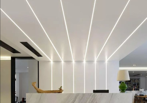 O perfil da placa de gesso do diodo emissor de luz para tiras pretas da iluminação da barra clara de teto canaliza a gipsita Recessed do emplastro do Drywall
