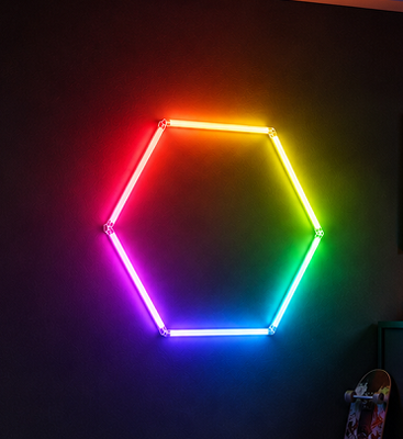 Bom preço RGB LED Hexagon Light Sistema de iluminação de teto modular para garagem Gym Workshop Escritório Conectável Honeycomb LED Hex Light Panels on-line
