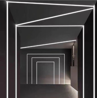 O teto conduzido de alumínio do perfil da placa de gesso do difusor 6063 do PC Recessed o encaixe linear da luz do entroncamento